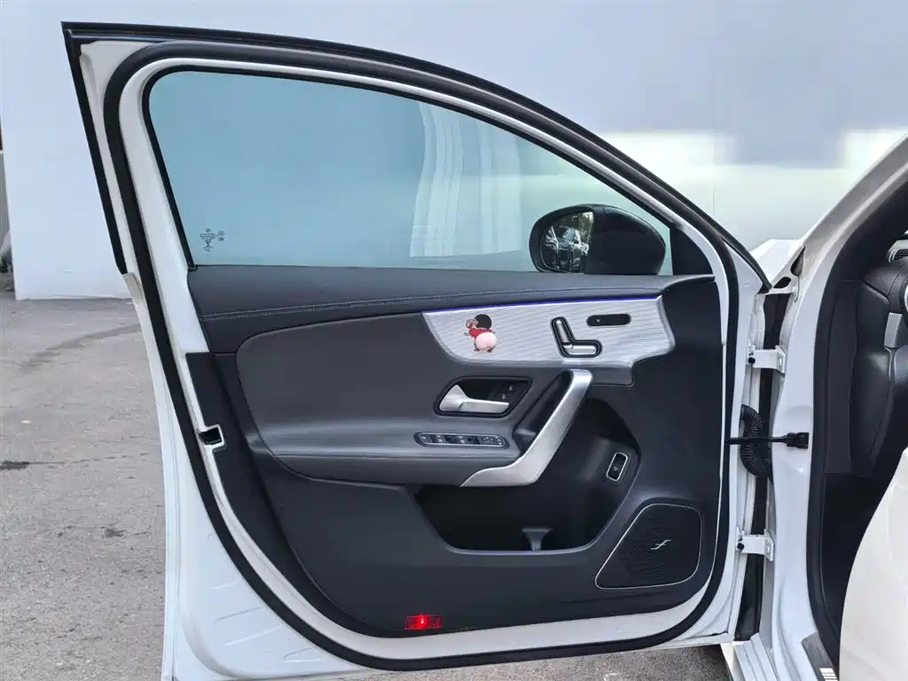 Mercedes-Benz A-Class AMG 2022 — фото 12