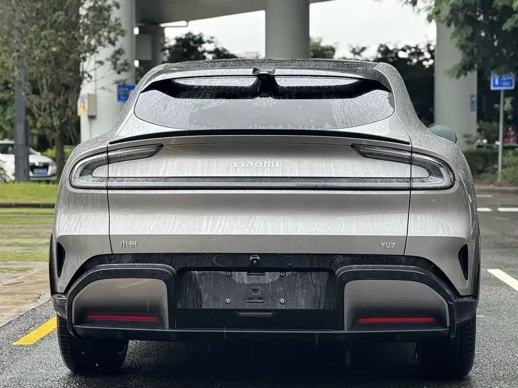 Xiaomi YU7 2025 — фото 11