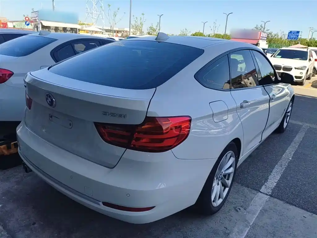 BMW 3 Series GT 2015 — фото 7