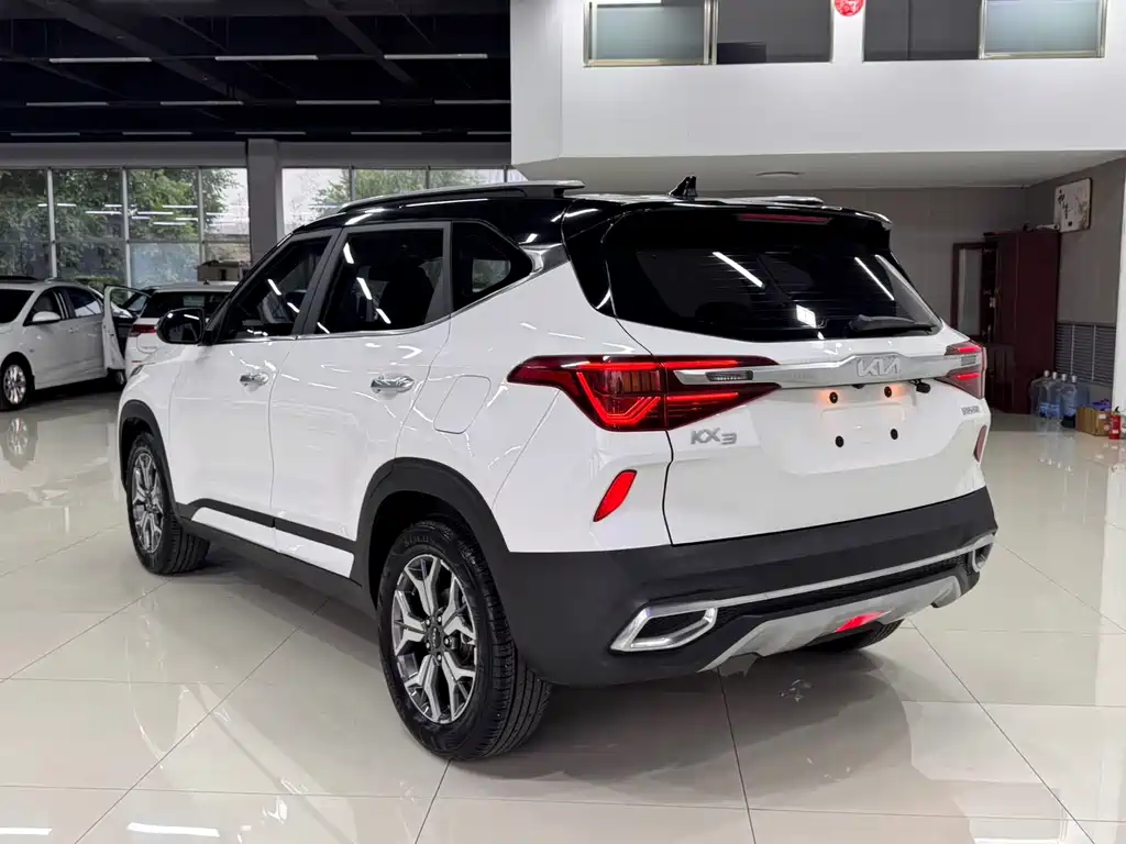 Kia KX3 Proud Running 2023