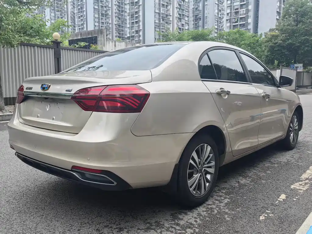 Geely Emgrand 2018