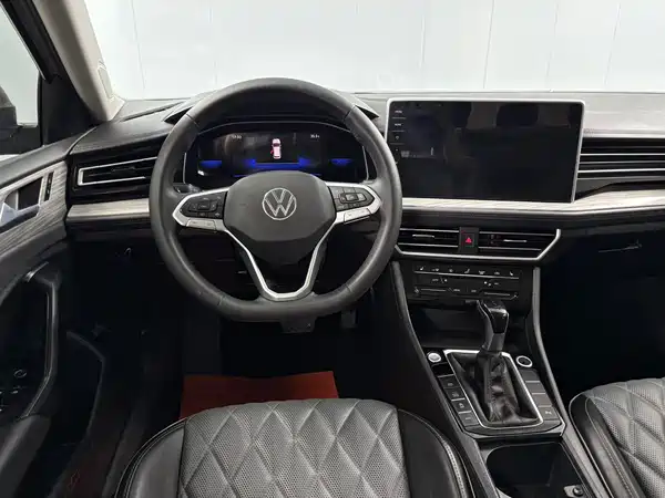 Volkswagen Sagitar 2023