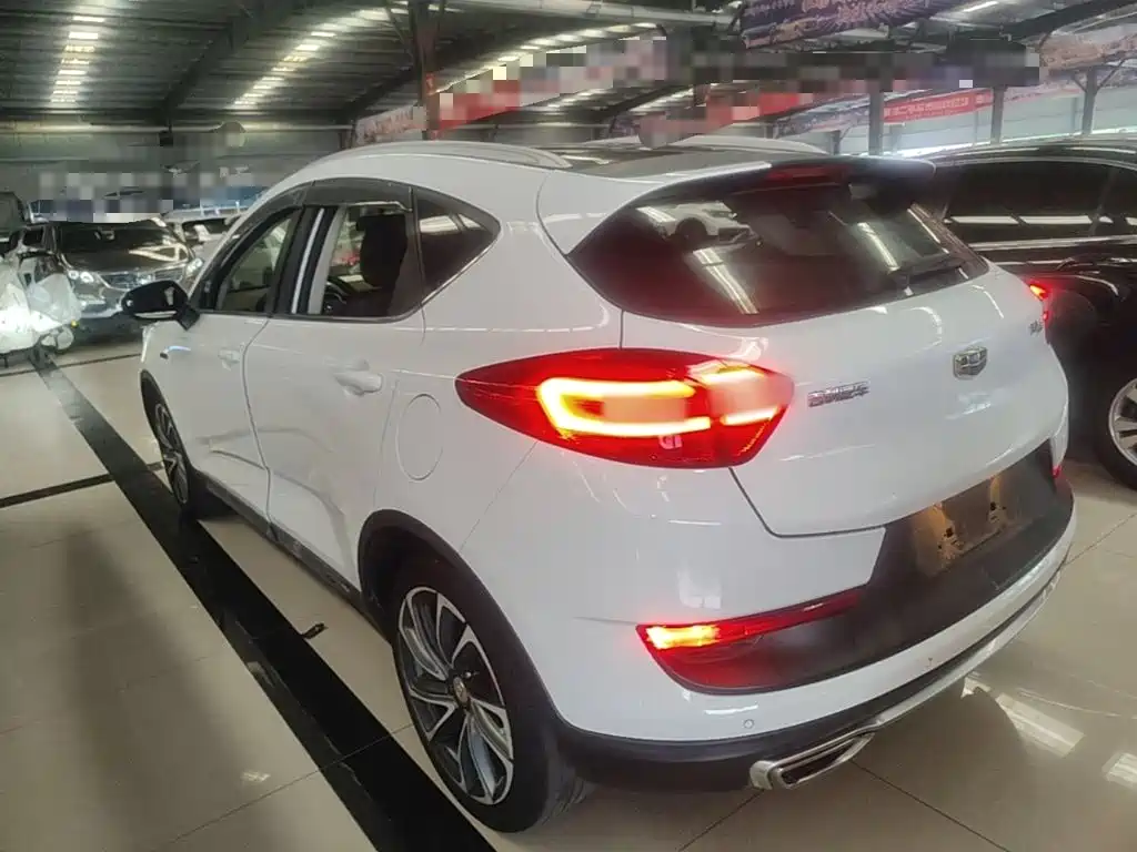 Geely Emgrand GS 2016 — фото 5