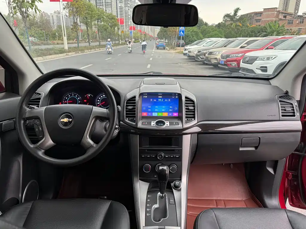 Chevrolet Captiva 2014 — фото 15