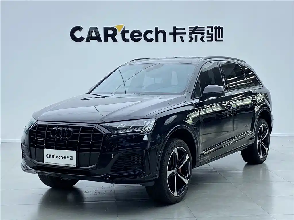 Audi Q7 2022 — фото 1