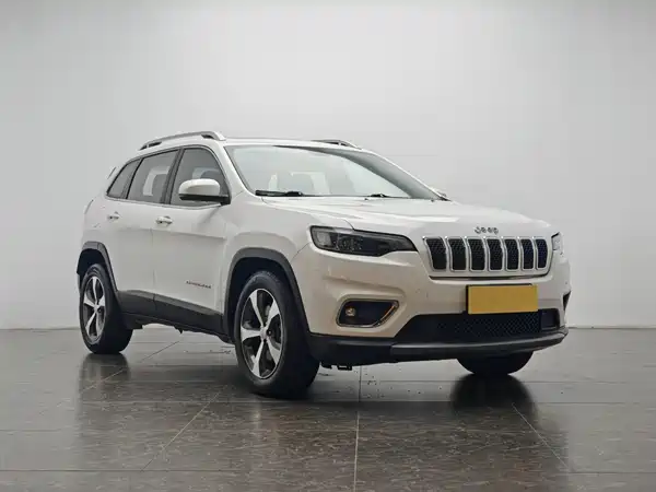 Jeep Cherokee 2020