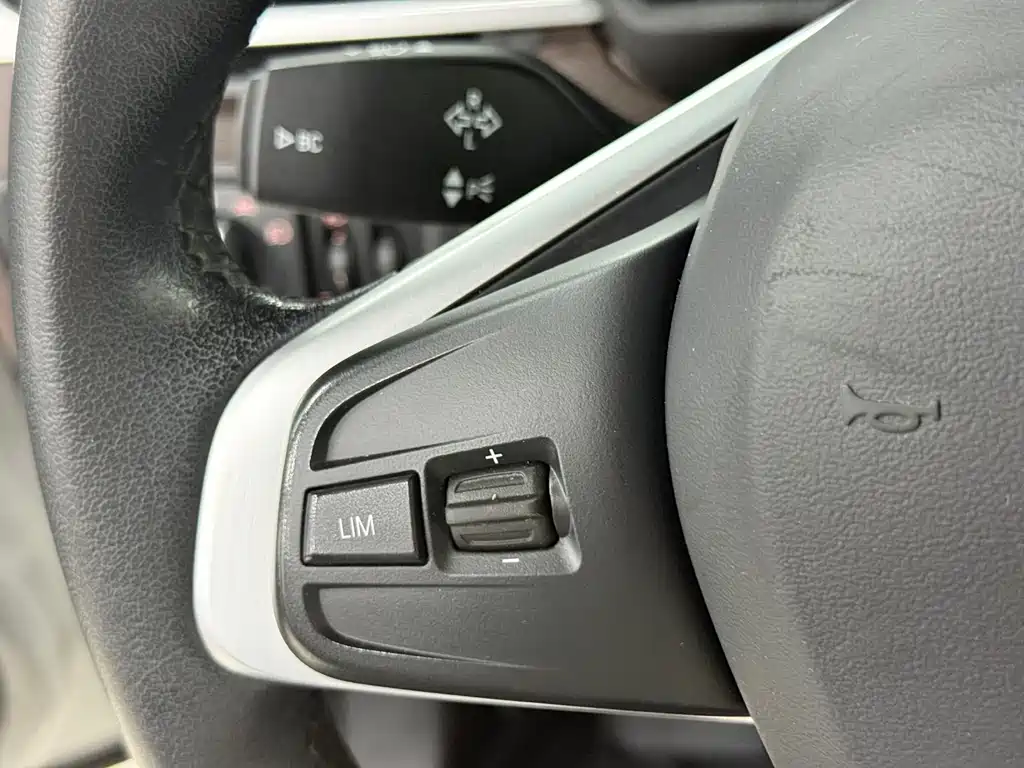 BMW X1 2022 — фото 11