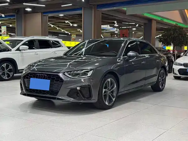 Audi A4L 2020