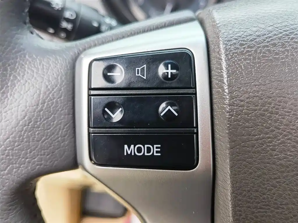 Toyota Prado 2017 — фото 24