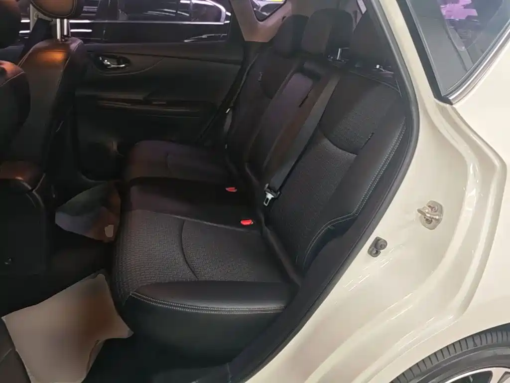 Nissan Tiida 2018 — фото 17