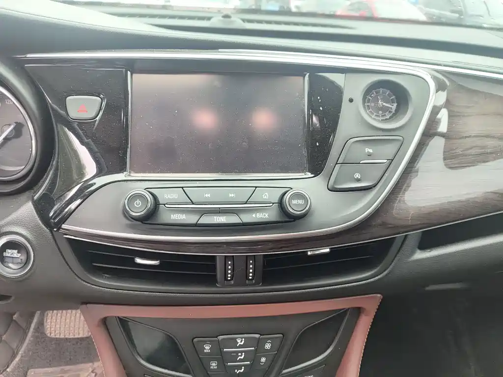 Buick Envision Plus 2016 — фото 7