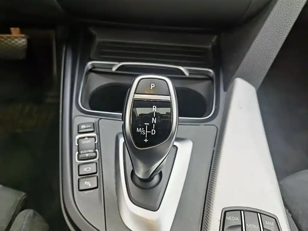BMW 4 Series 2019 — фото 13