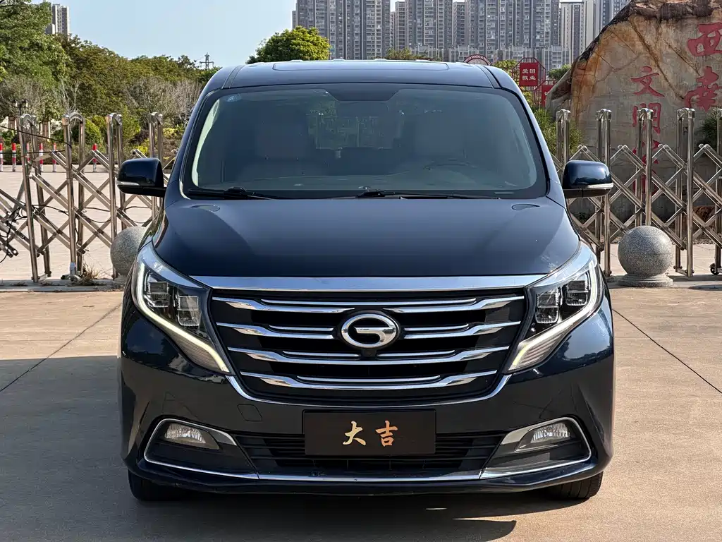 GAC Motor Trumpchi M8 2018 — фото 2