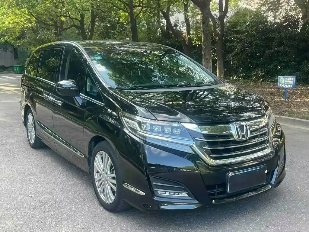 Honda Elysion 2018 — фото 3