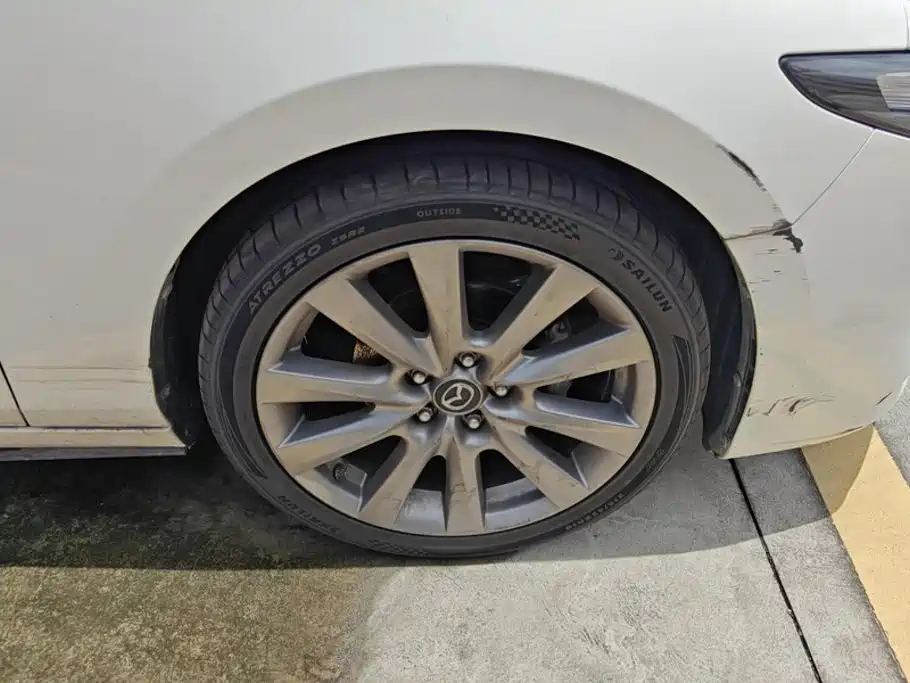 Mazda 3 Axela 2020