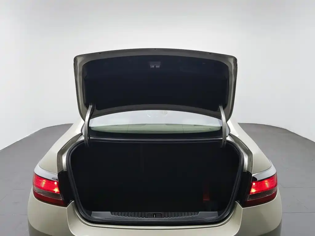 Buick Excelle GT 2015 — фото 16