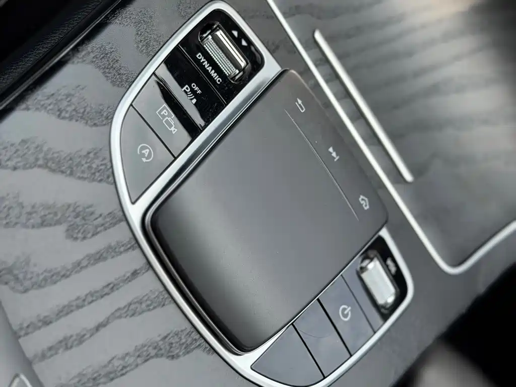 Mercedes-Benz C-Class 2020 — фото 9