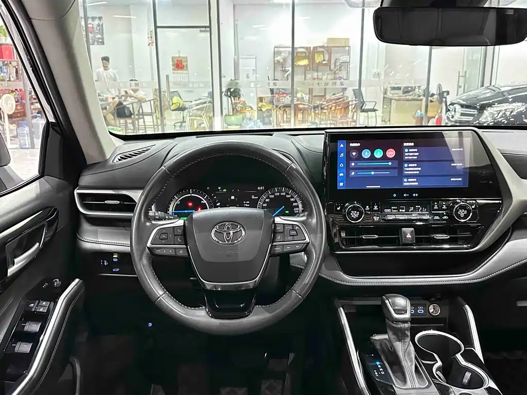 Toyota Highlander 2021 — фото 19