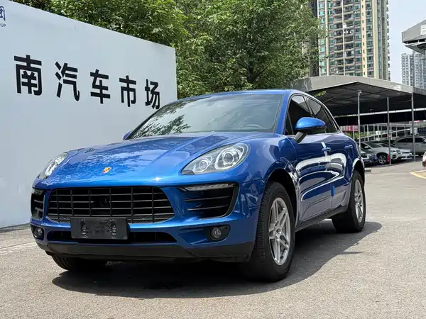 Porsche Macan 2015