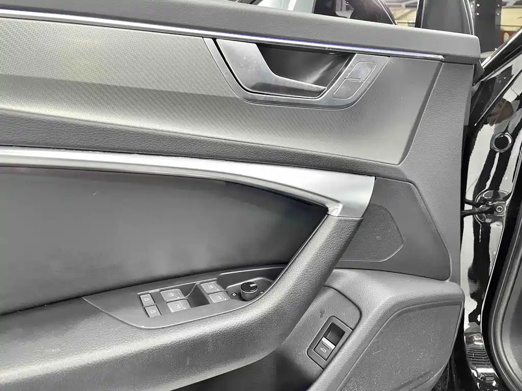 Audi A6L 2023 — фото 12