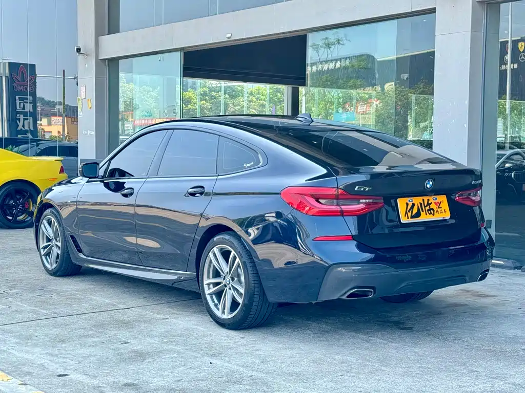 BMW 6 Series GT 2019 — фото 14