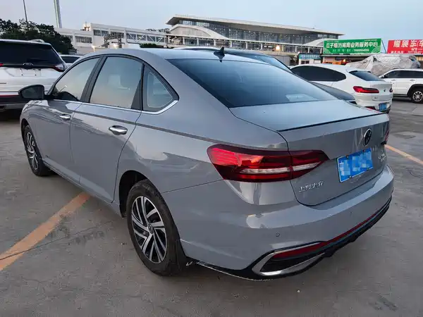 Volkswagen Lavida 2022