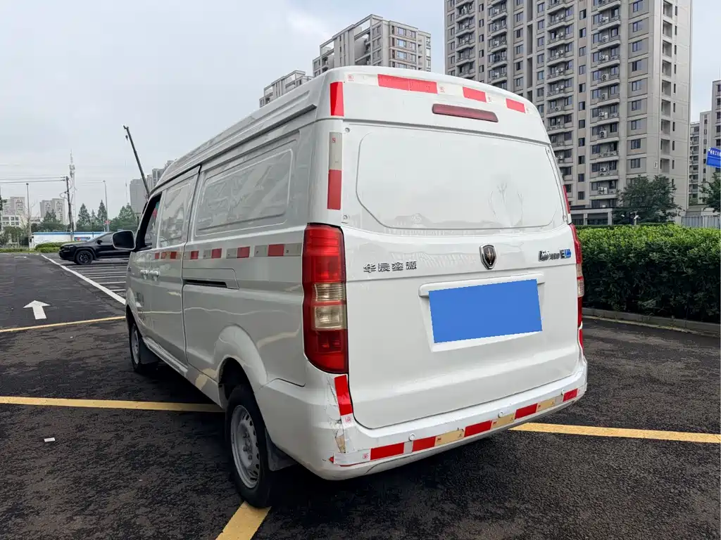 Jinbei Hiace EV 2022 — фото 9