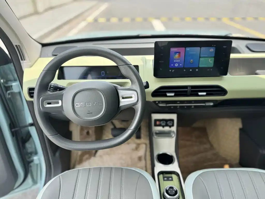 Geely Galaxy Panda 2023 — фото 10