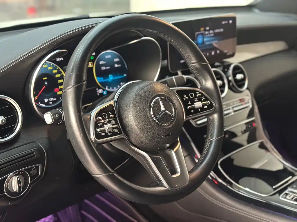 Mercedes-Benz GLC Coupe 2020 — фото 9