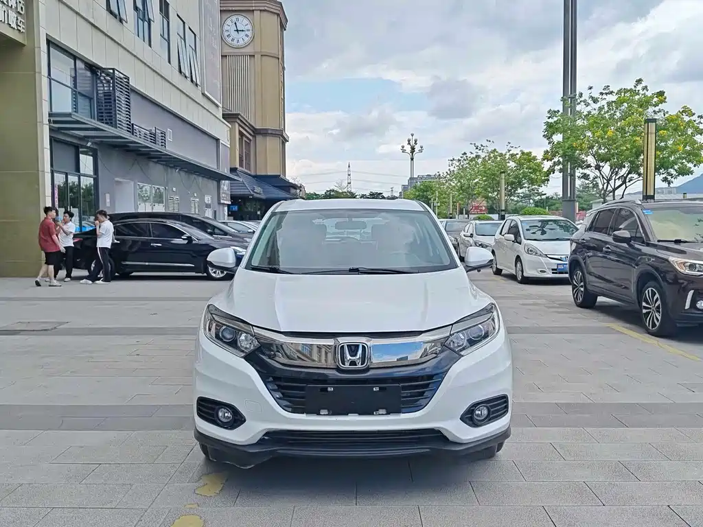 Honda Vezel 2021 — фото 1