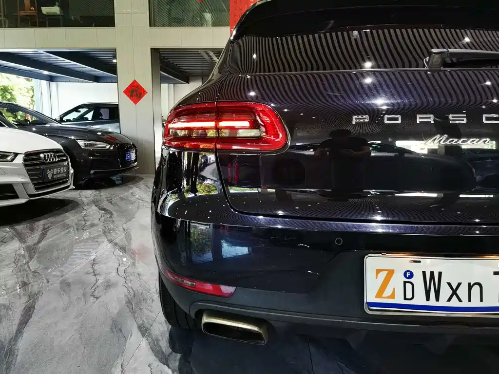 Porsche Macan 2016 — фото 25