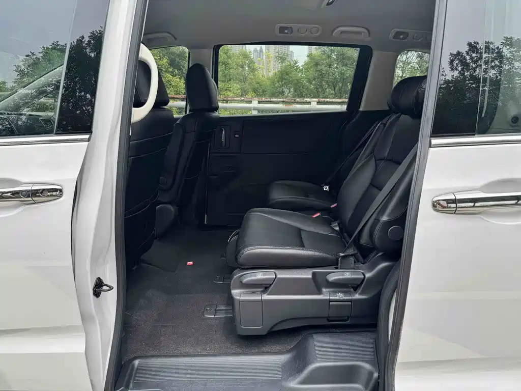 Honda Odyssey 2020 — фото 12