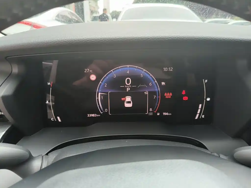 Toyota Camry 2024 — фото 12