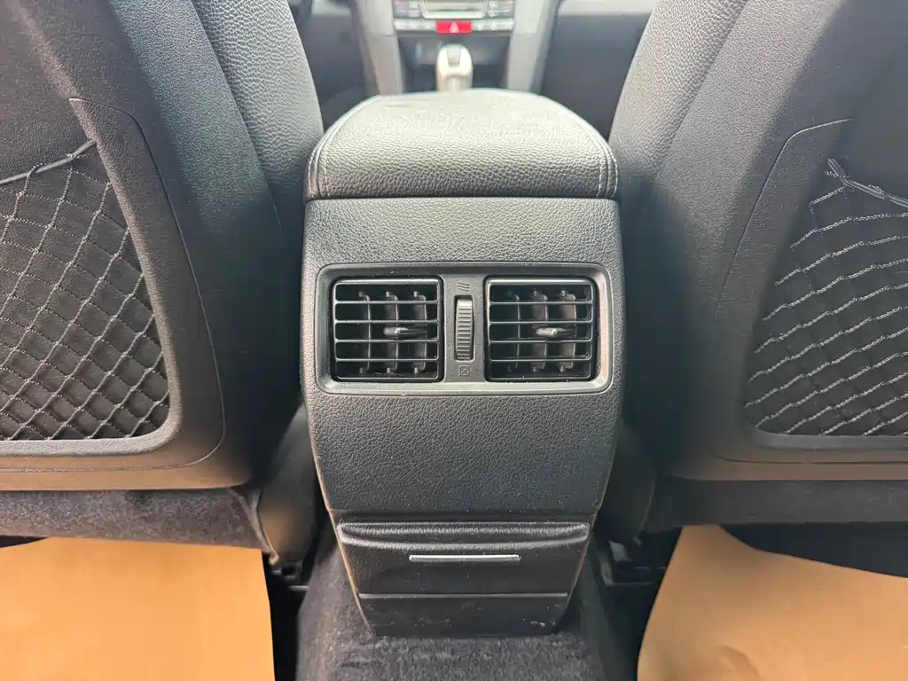 Subaru Outback 2013 — фото 12
