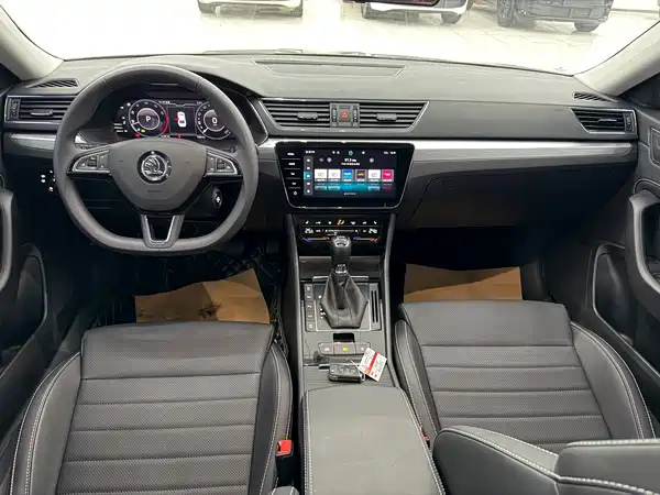 Skoda Superb 2023