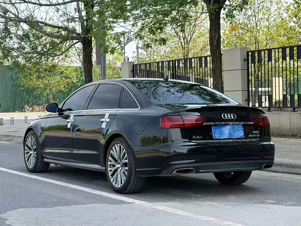 Audi A6L 2018 — фото 9