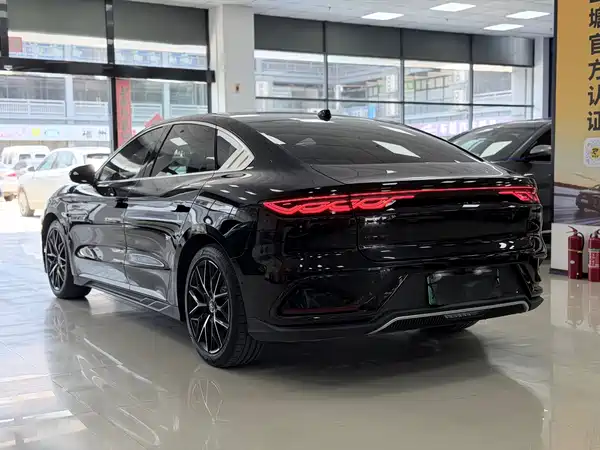 BYD Han 2024