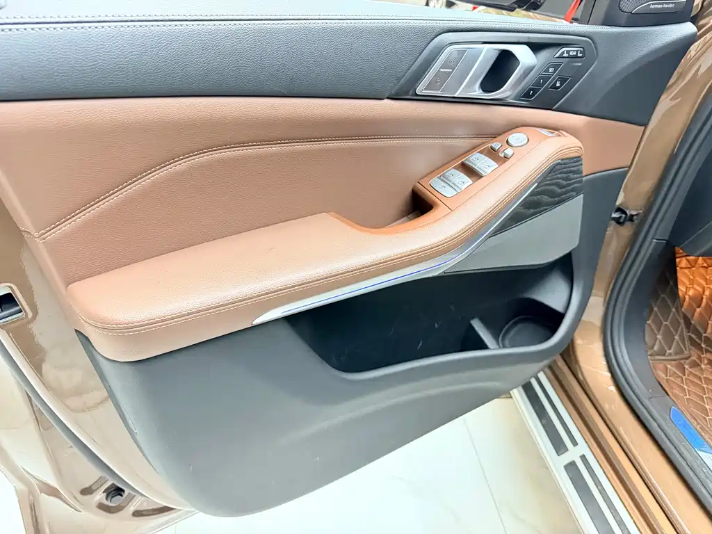 BMW X7 2019 — фото 13