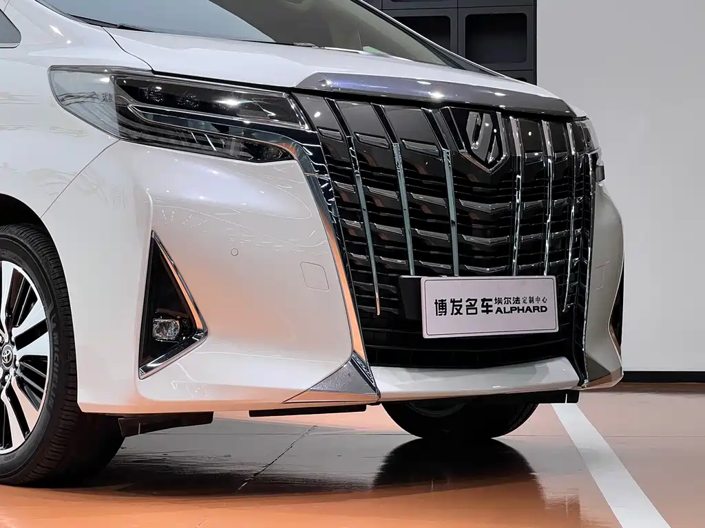 Toyota Alphard 2018 — фото 4
