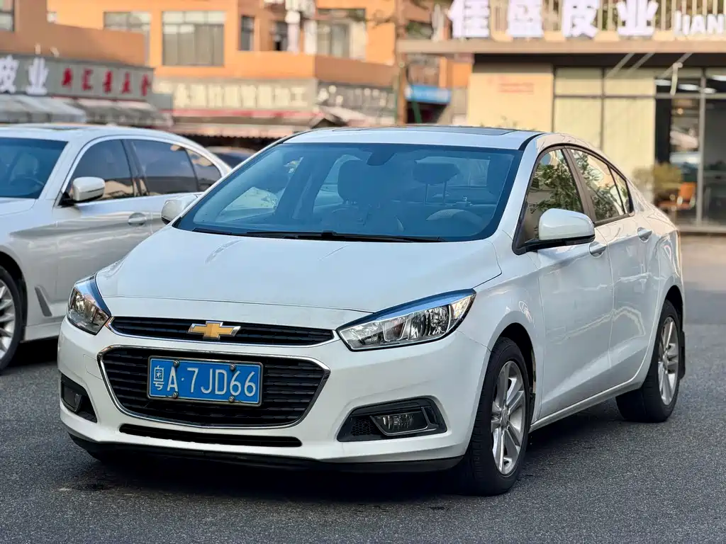 Chevrolet Cruze 2014 — фото 1