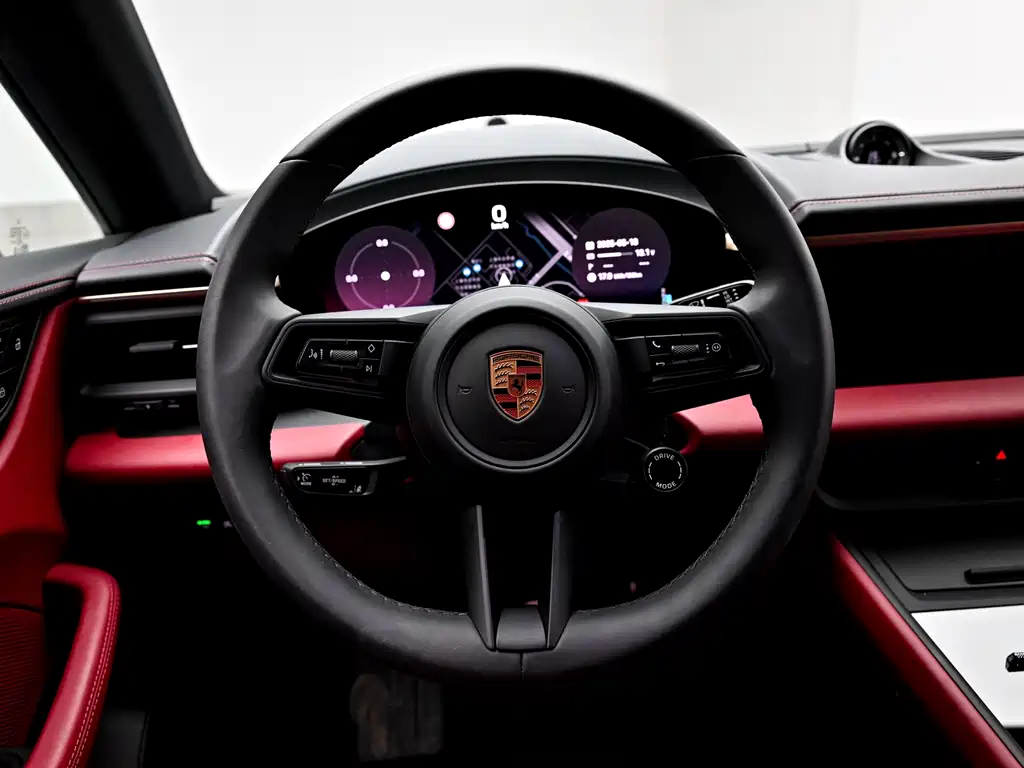 Porsche Macan EV 2025 — фото 18