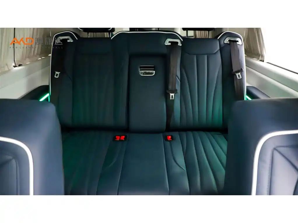 Lincoln Navigator 2021 — фото 9