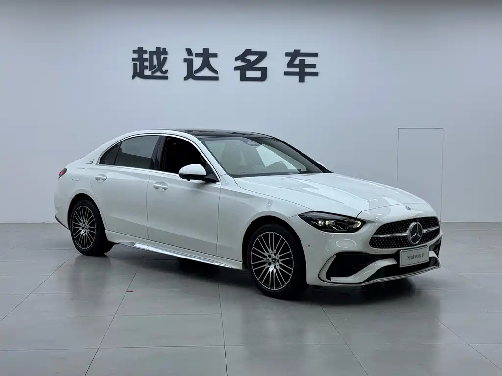 Mercedes-Benz C-Class 2024