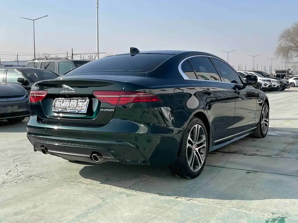 Jaguar XEL 2023 — фото 14
