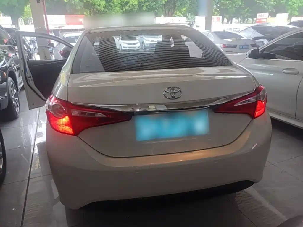 Toyota Levin 2015 — фото 6