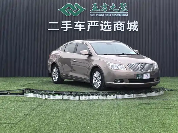 Buick LaCrosse 2012