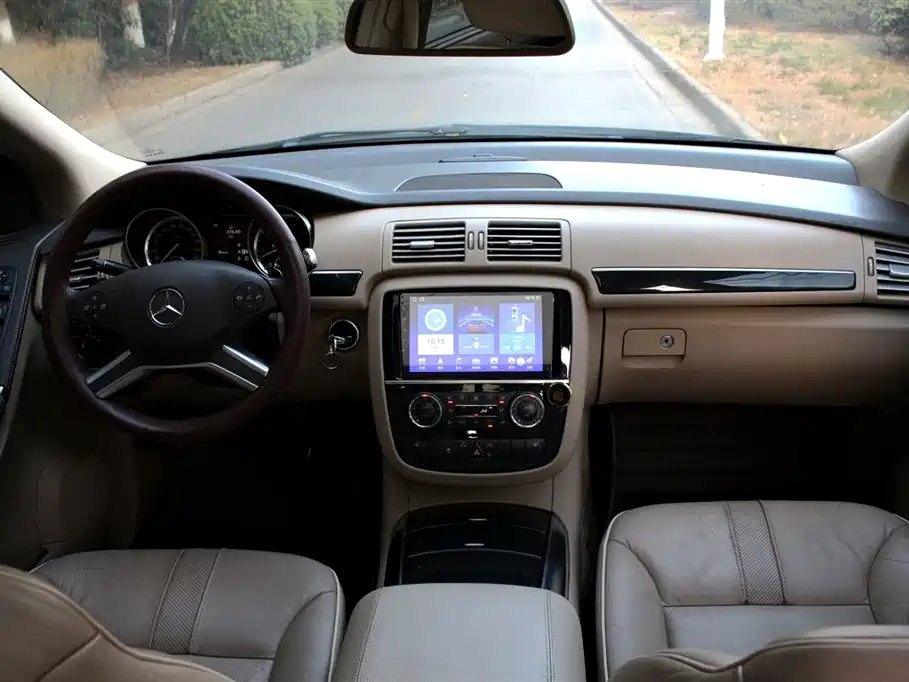 Mercedes-Benz R-Class 2014 — фото 12