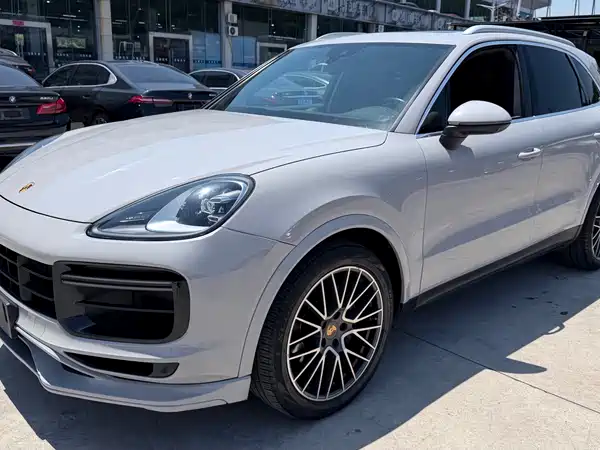 Porsche Cayenne 2019