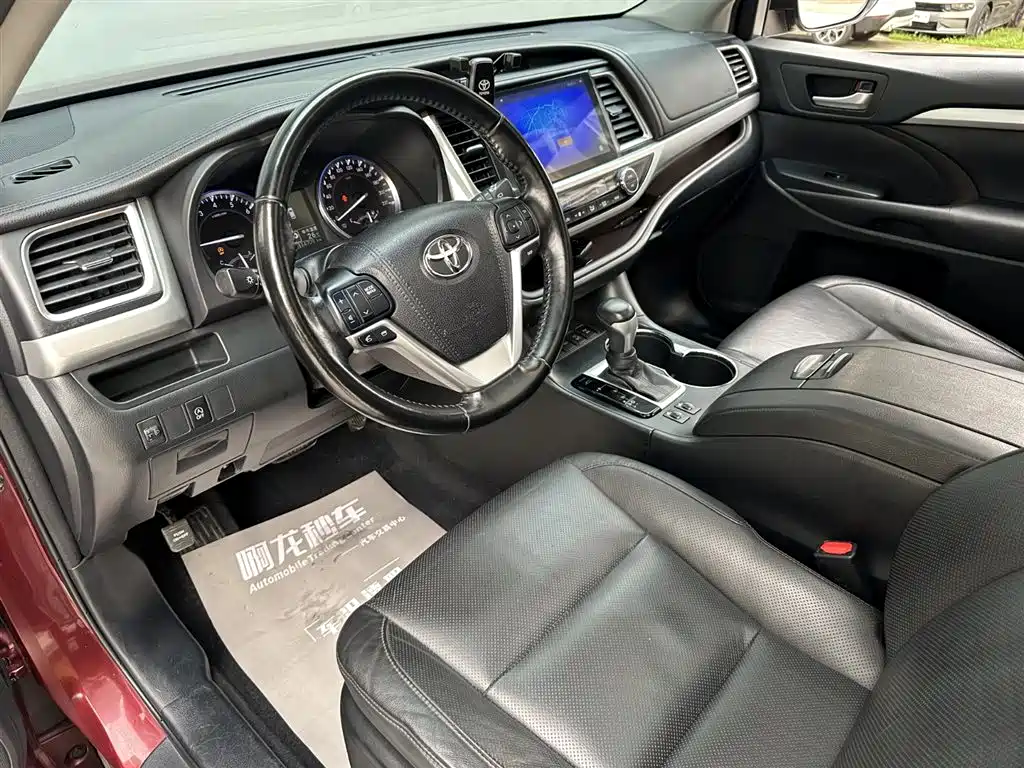 Toyota Highlander 2016 — фото 8