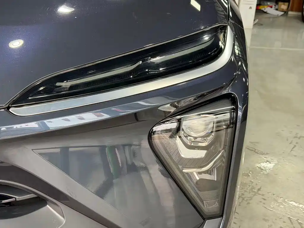 NIO ES6 2021